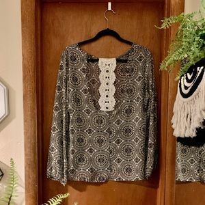 Cute top/blouse: business casual, going out, WFH